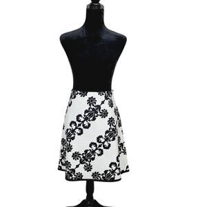 Magnolia Twist Skirt, Size 14, Black Brocade Design, PRE-OWNED EUC